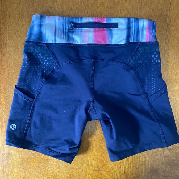 Lululemon Boogie Booty Shorts, Size 4, Purple - Picture 2 of 5